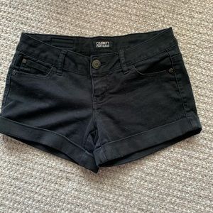 Celebrity Pink stretch denim shorts